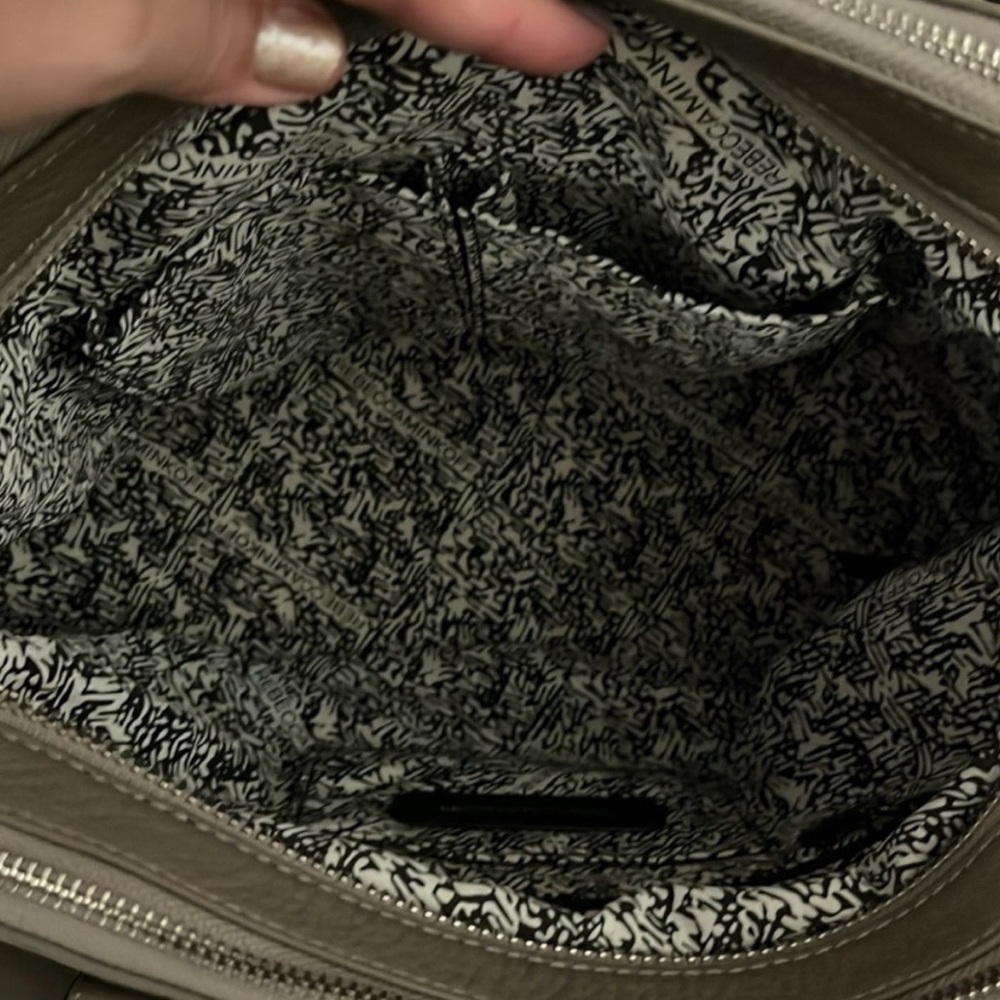 NWOT! Rebecca Minkoff Zipper Satchel - Picture 5 of 5
